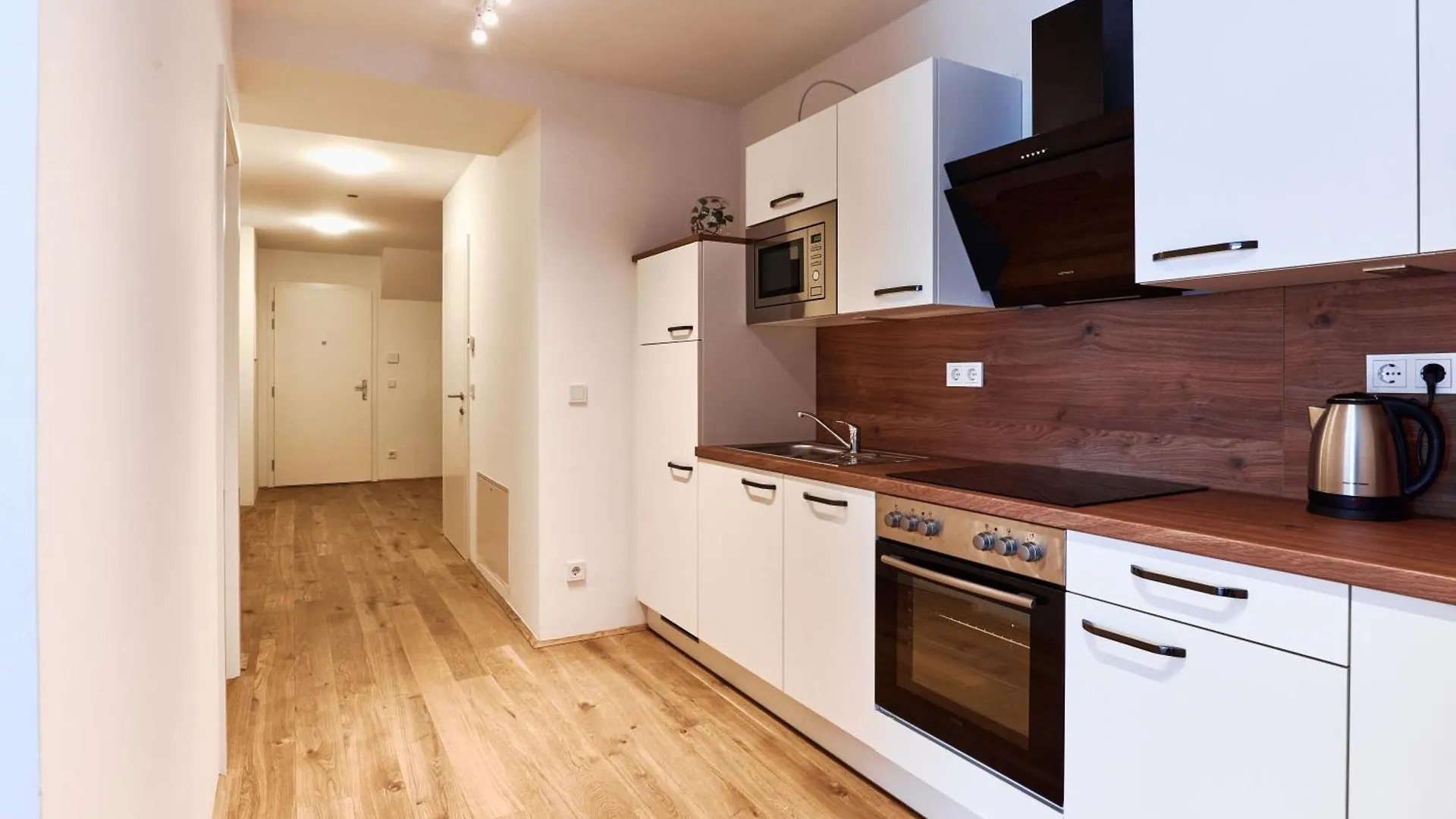 Symphony Apartments Vienna - Garden, Terrace And Grill