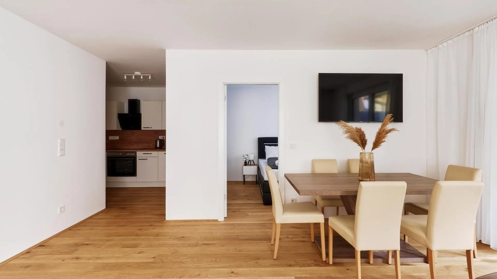 Symphony Apartments Vienna - Garden, Terrace And Grill 0*,  Austria
