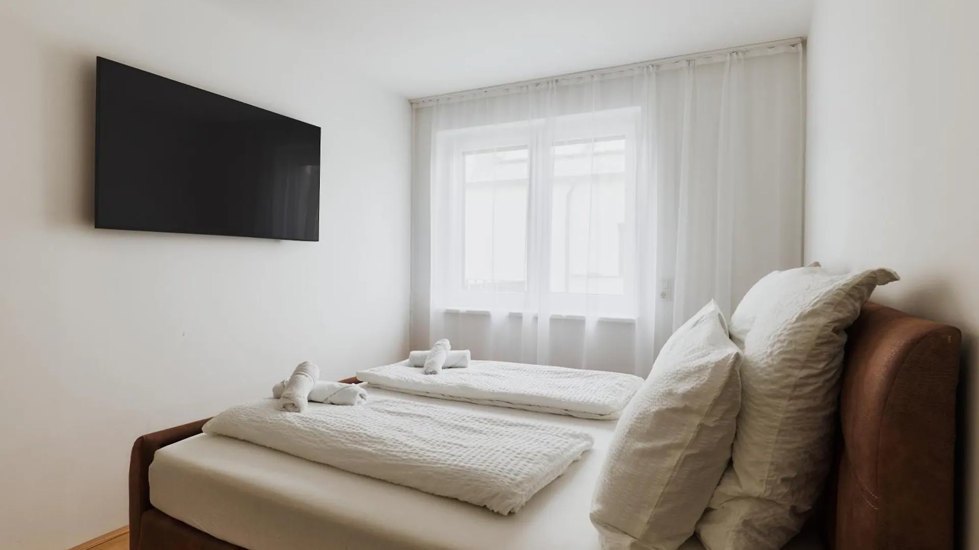 Symphony Apartments Vienna - Garden, Terrace And Grill Austria