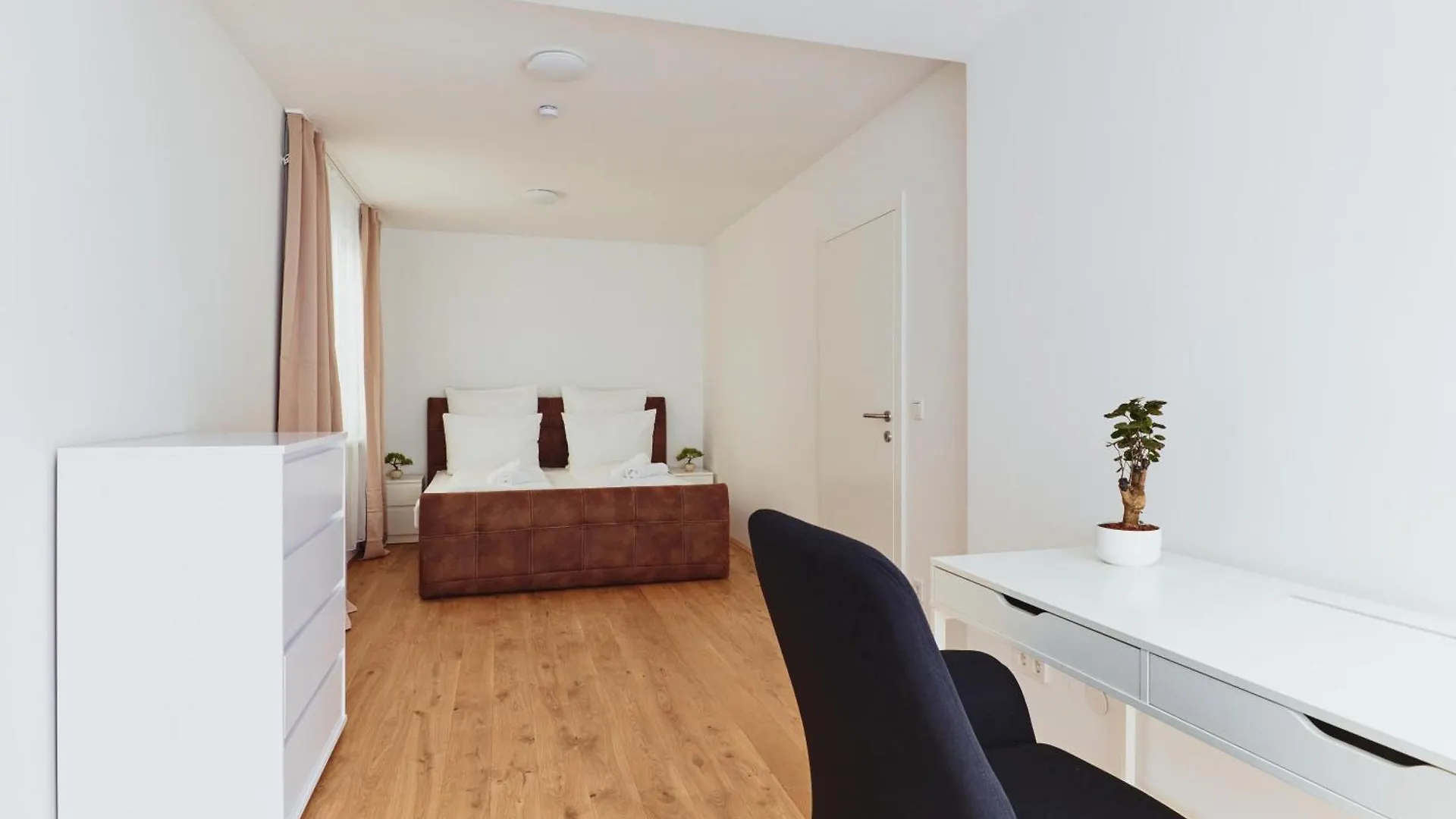 Aparthotel Symphony Apartments Vienna - Garden, Terrace And Grill