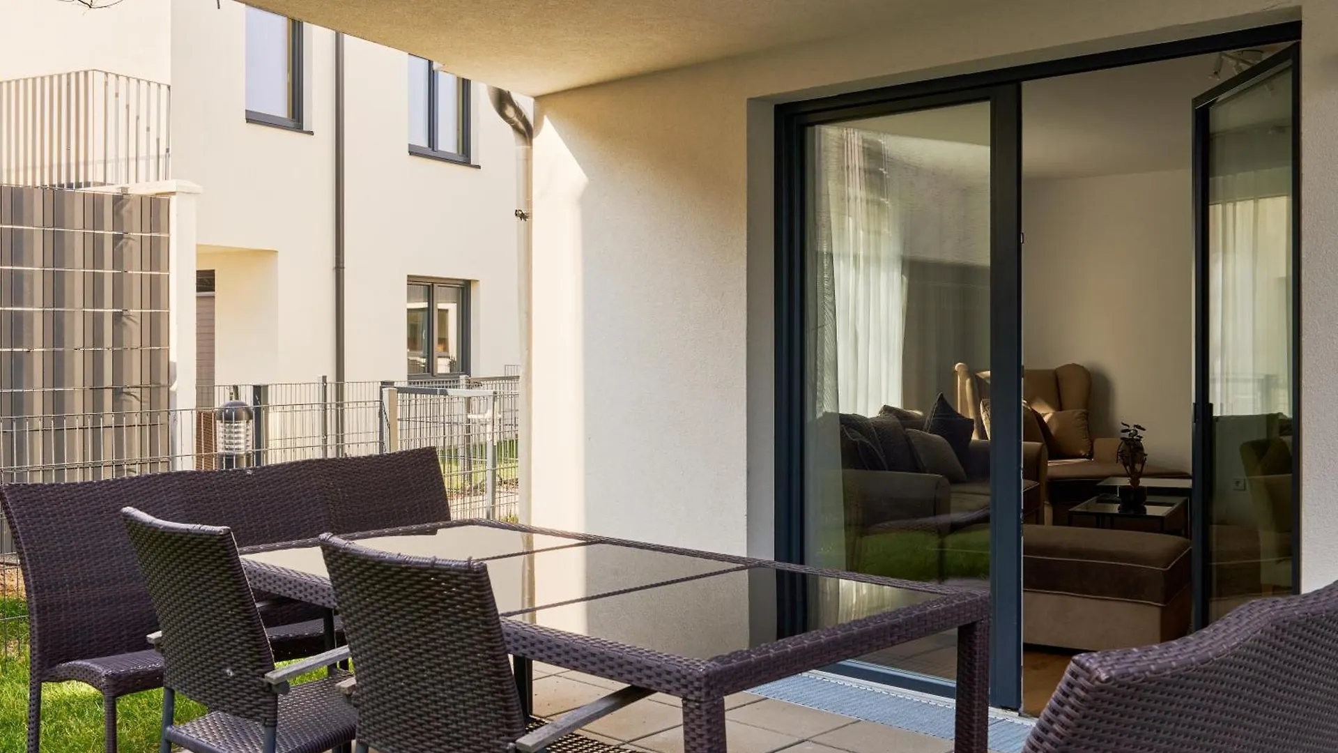 Symphony Apartments Vienna - Garden, Terrace And Grill Ξενοδοχείο με διαμερίσματα