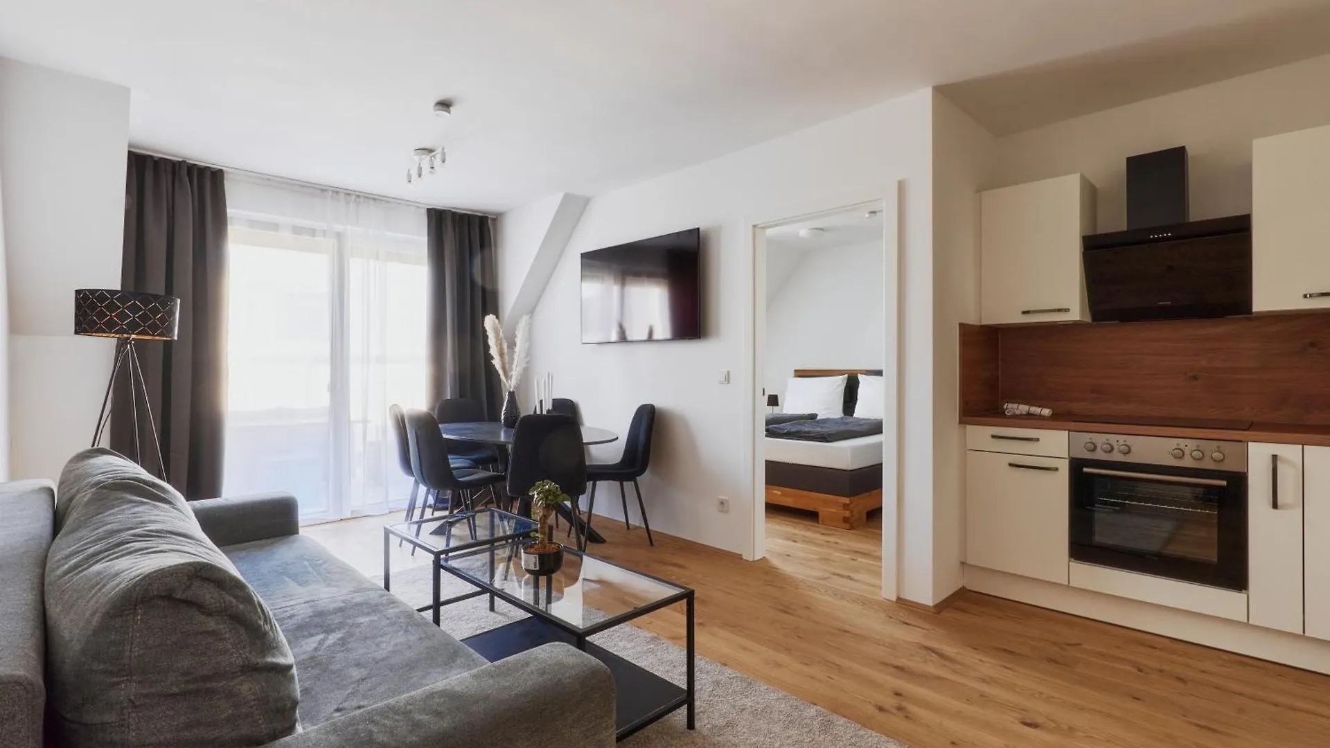 Symphony Apartments Vienna - Garden, Terrace And Grill Ξενοδοχείο με διαμερίσματα